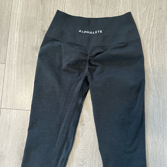 Alphalete Scrunch Leggings - Picture 3 of 4